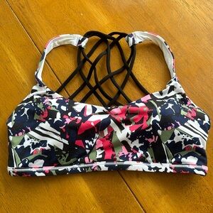lulu sports bra